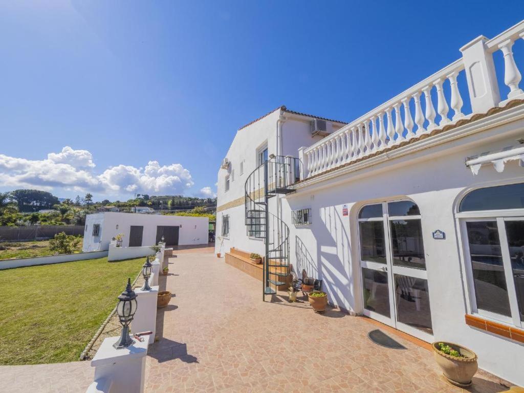 Tess Azahara Villa