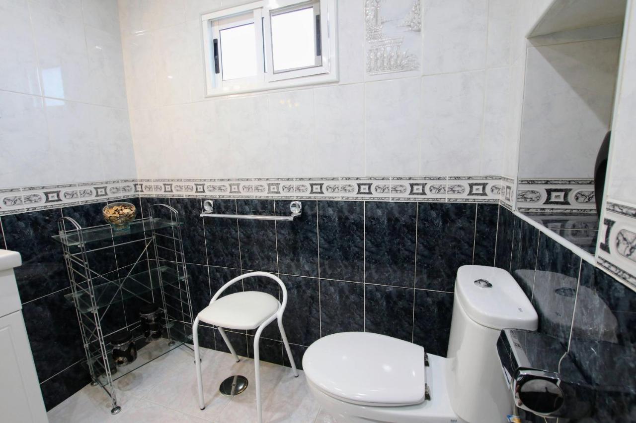 Tess Azahara Villa *